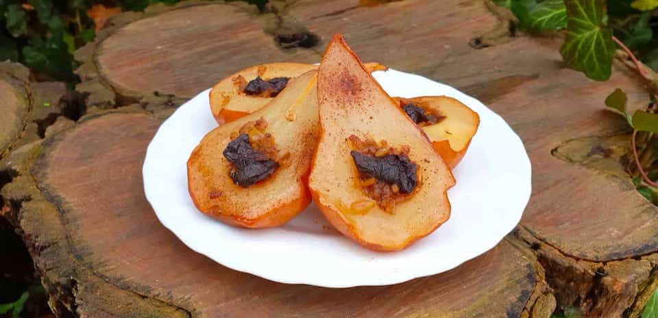 Makrobiotikus sült körte